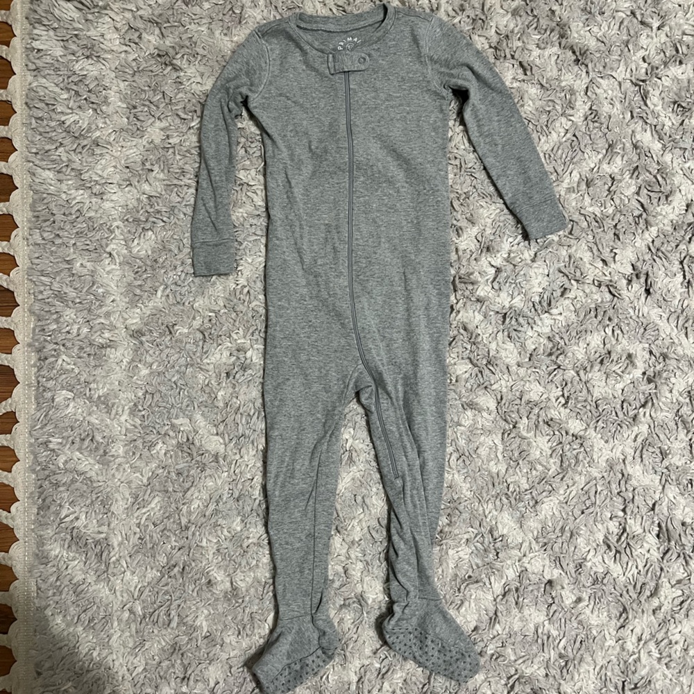 Primary 18-25m Unisex Cozy Gray Cotton Onesie Footie